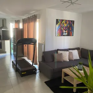 T2, Résidence Au Calme. Parking Privé Appartement
