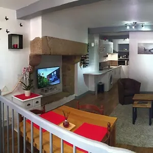 https://appartement-t3-sur-le-port-de-saint-goustan.inbrittany.com